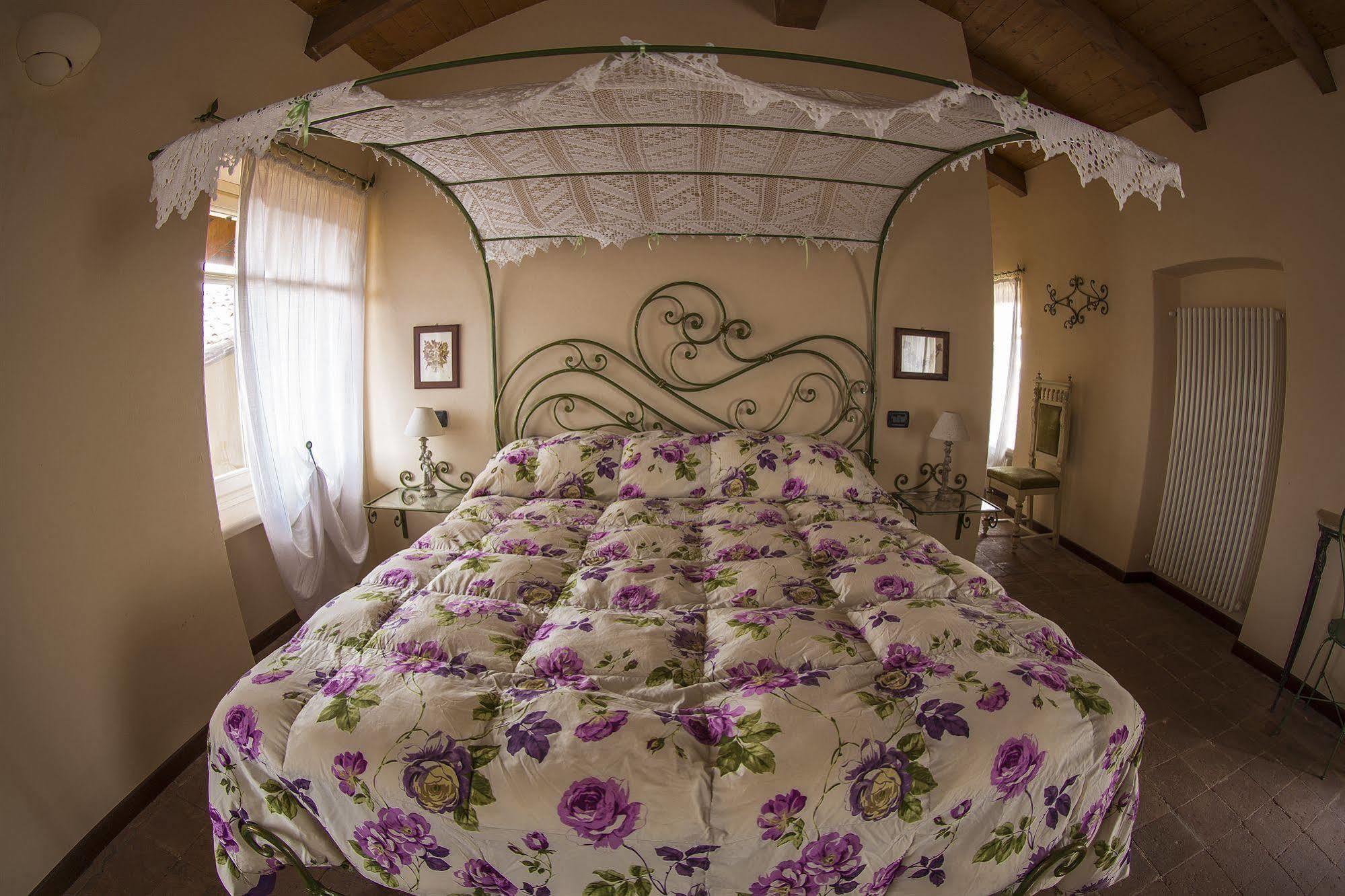 Agriturismo San Martino Clavesana Exterior photo